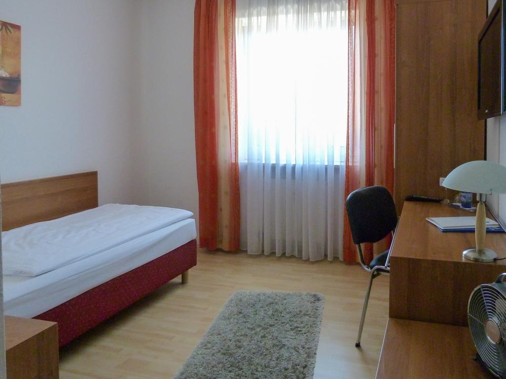 City Hotel Waldkraiburg Dış mekan fotoğraf